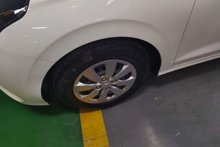 Used Hyundai Verna (older generation) 2017 1.4L Manual Refreshed Version China VI Standard Exterior 4