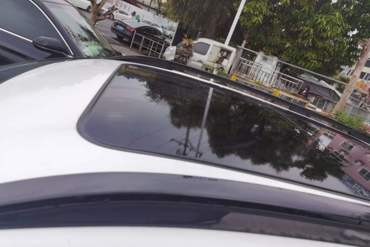 Used Kia Sportage (Chinese Domestic Model) 2025 1.5T Two-Wheel Drive Prestige Edition
