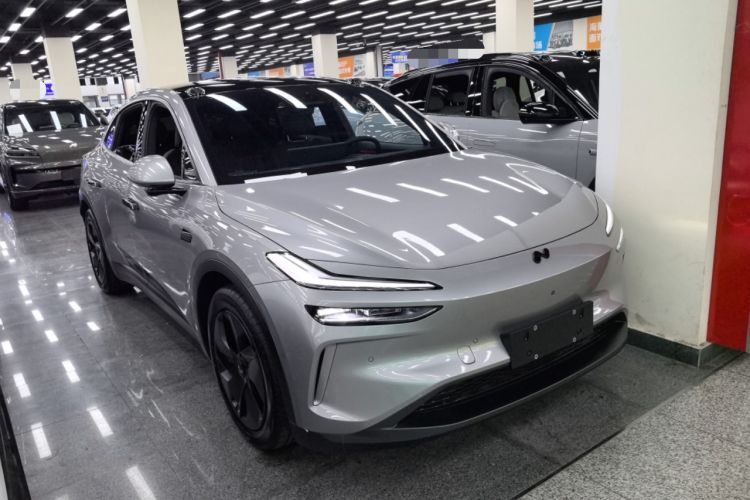 Used ONVO L60 2024 60 kWh Rear-Drive Version