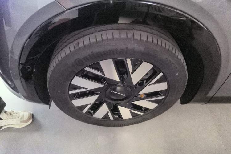 Used Zeekr MIX 2025 Long-Range Intelligent Driving Edition
