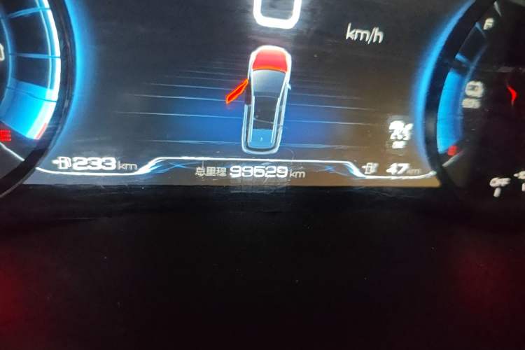Used BYD Song MAX New Energy 2019 DM 1.5T Smart Connect Zhiyao Model 6 Seats China VI Standard
