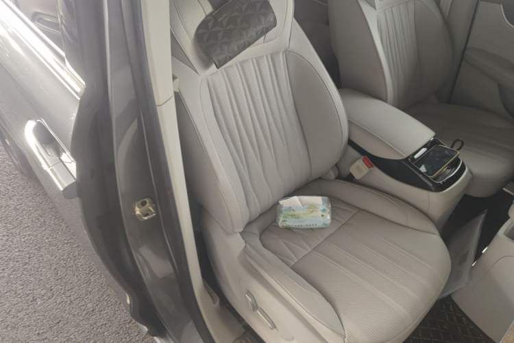 Used Roewe iMAX8 2023 400TGI Comfort Edition
