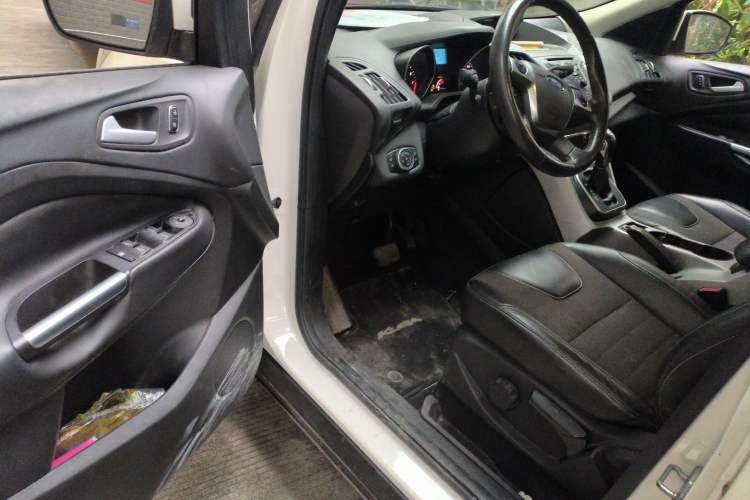 Used Ford Kuga 2015 1.5L GTDi Two-Wheel Drive Fashion Edition
