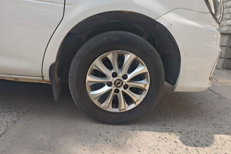 Used FORTHING Lingzhi 2018 M5L 1.6L 7-Seater Luxury Model
