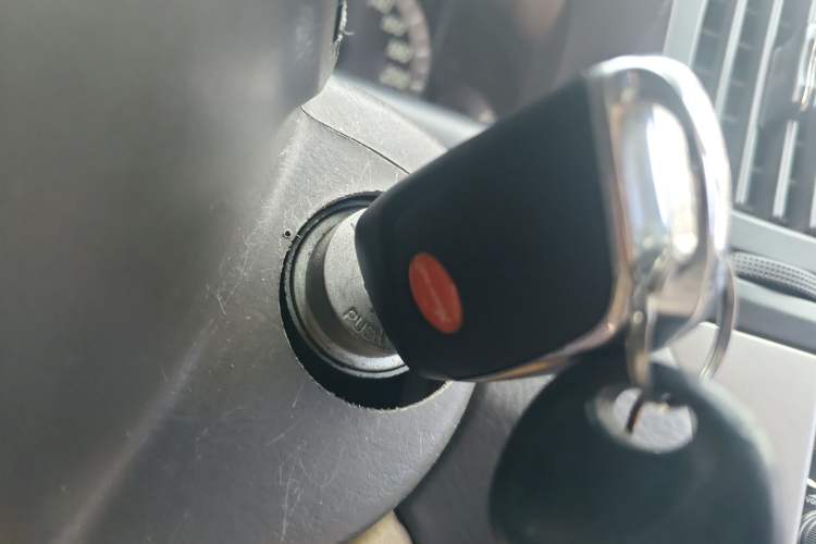 Used Hyundai Elantra 2011 1.6L Manual Comfort Version