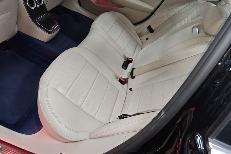 Used Mercedes-Benz E-Class 2022 E 300 L Sporty and Stylish Model Left Rear Seat