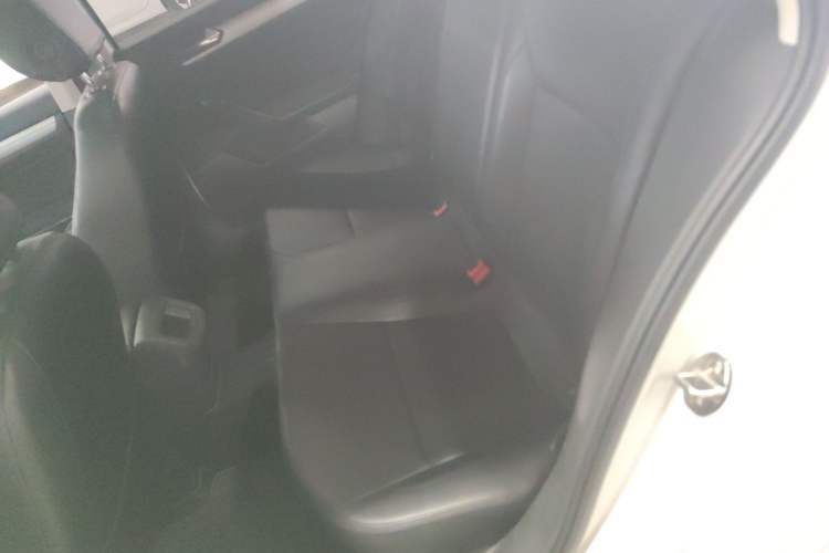 Used Volkswagen Lamando 2019 230TSI DSG Fashion Edition China VI Left Rear Seat