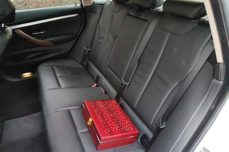 Used BMW 3 Series GT 2013 320i Sport Design Package
