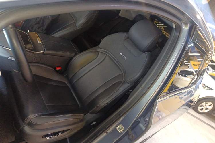 Used AION V 2024 Plus 70 Star Edition Lithium Iron Phosphate Left Front Seat