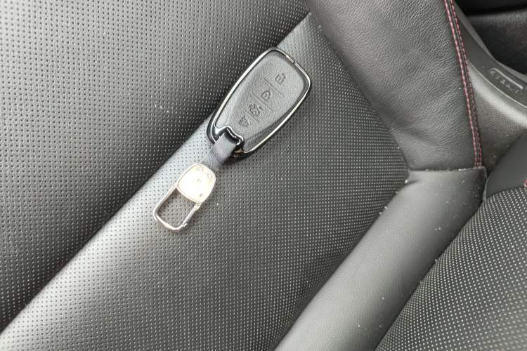 Used Chevrolet Equinox 2021 550T RS Smart Boundary-Pushing Edition Vehicle Key