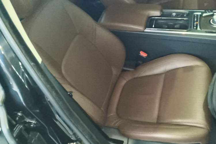 Used Jaguar XFL 2018 XFL 2.0T 250 PS Luxury Edition
