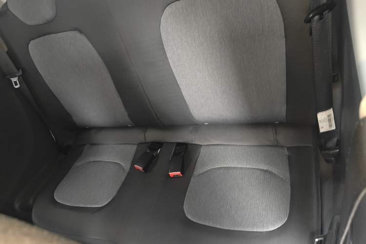 Used Wuling Hongguang MINIEV 2021 Macaron Fashion Model Lithium Iron Phosphate Left Rear Seat