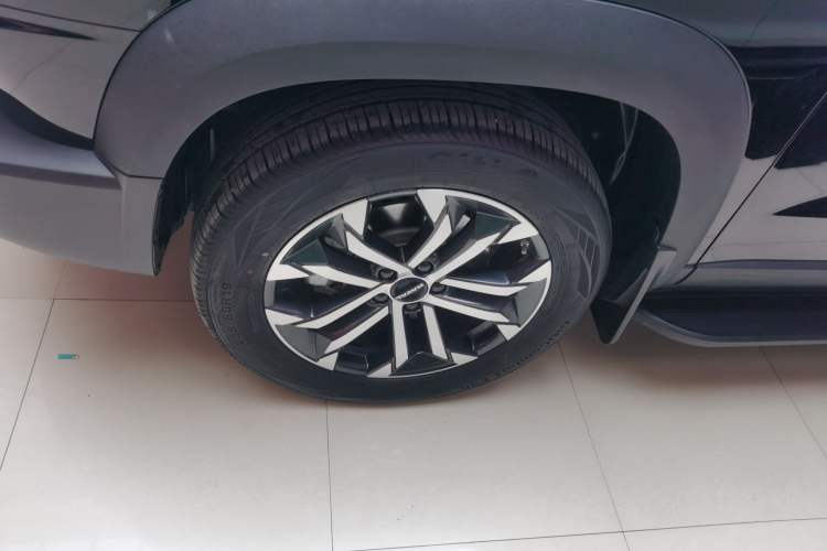 Used Haval DARGO 2024 1.5T DCT Border Collie Edition Left Front Wheel Hub