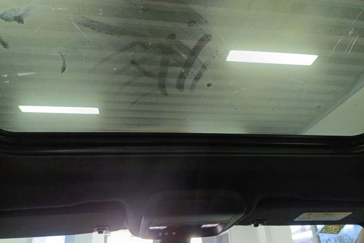 Used Cadillac XT6 2022 2.0T Six-Seater Two-Wheel-Drive Luxury Version
