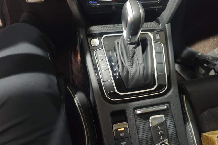 Used Volkswagen Magotan GTE Plug-in Hybrid 2022 GTE Luxury Model
