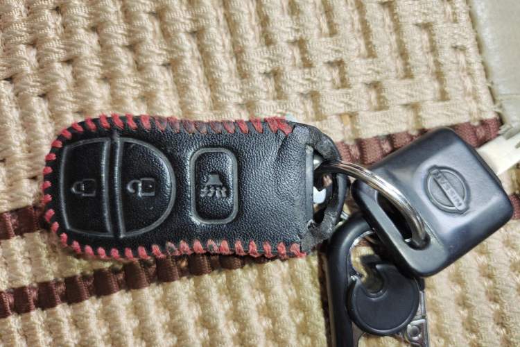 Used Nissan Livina 2013 1.6XE Manual Comfort Edition Vehicle Key