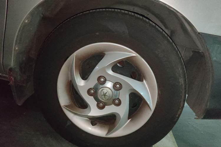 Used JAC Group Refine 2011 2.0L Shuttle Gasoline Standard Edition HFC4GA3