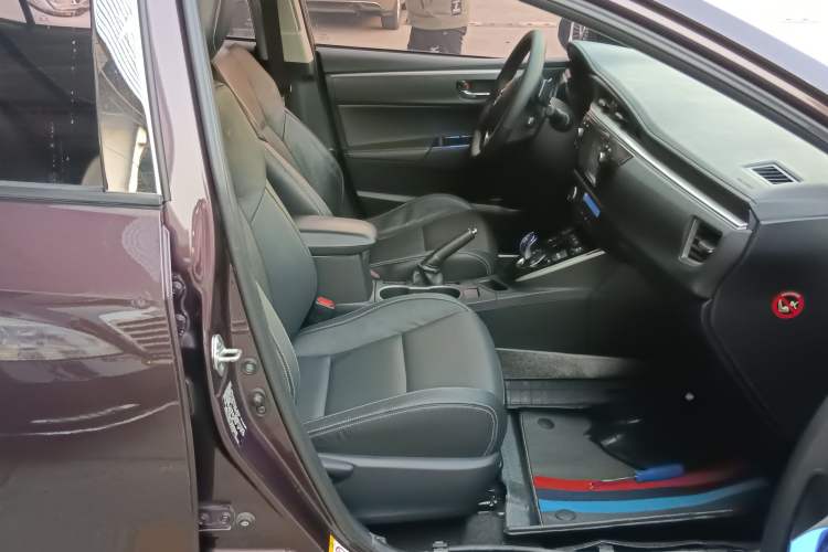 Used Toyota Levin 2016 Dual-Engine 1.8H GS-L E-CVT Leading Edition
