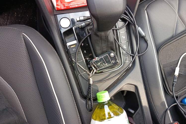 Used Volkswagen Tiguan L 2022 330TSI Automatic Two-Wheel Drive R-Line Enhanced Edition Gear Lever