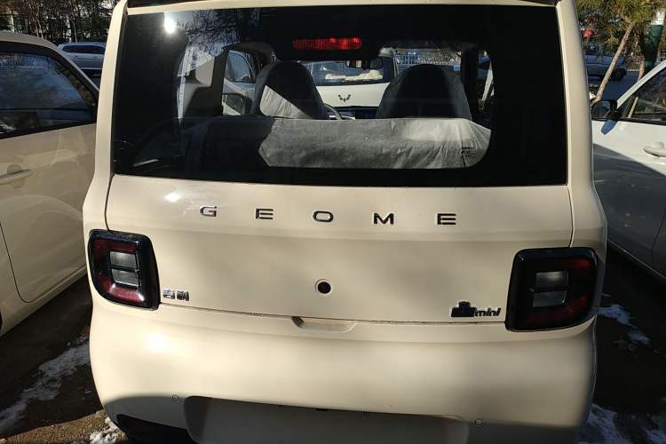 Used Geely Galaxy Panda 2025 210 km – Yuanqi Bear
