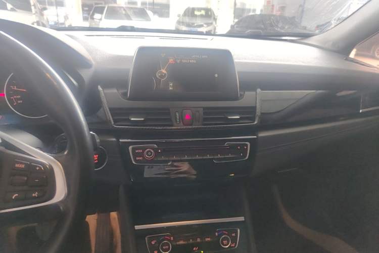 Used BMW 2 Series Active Tourer (Import) 2015 218i Sports Design Package
