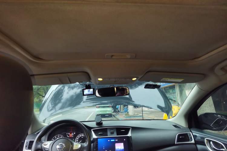 Used Nissan Sylphy 2016 1.6 XL Manual Luxury Edition Headliner