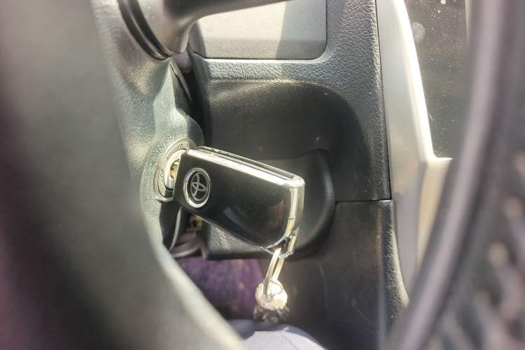 Used Toyota Camry 2015 2.0G Premier Edition