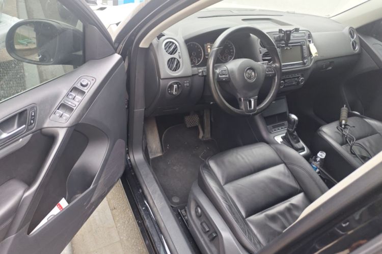 Used Volkswagen Tiguan 2012 2.0 TSI Comfort Edition Driver Seat