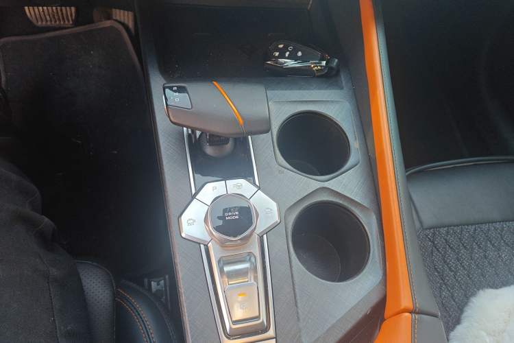 Used CHANGAN UNI-V 2022 1.5T Smart Navigation Version