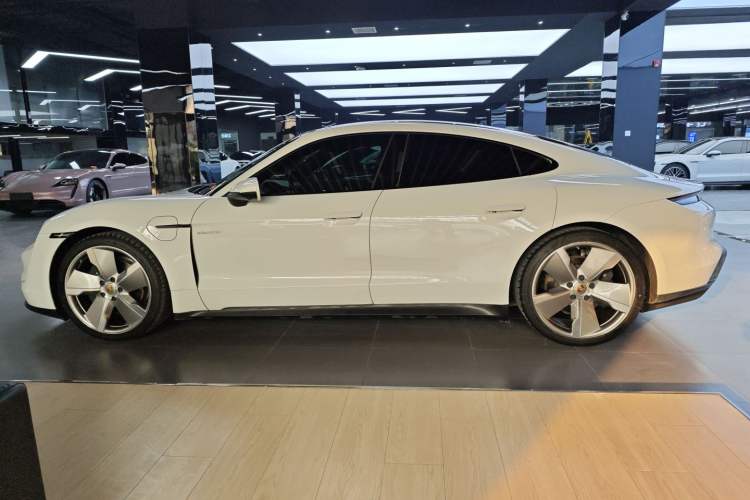 Used Porsche Taycan 2022 Taycan
