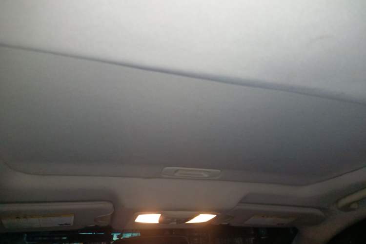 Used Infiniti QX50 2013 2.5L Two-Wheel-Drive Elegant Edition