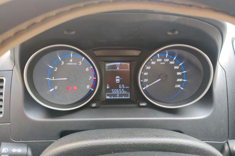 Used FORTHING Joyear X5 2016 1.6L Manual Luxury Edition
