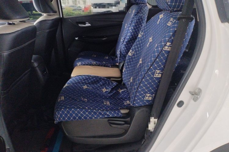 Used Baojun 730 2021 1.5T CVT Fashion Version 7 Seats
