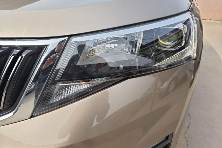 Used Skoda Kamiq 2020 1.5L Automatic Comfort Edition Left Front Headlight