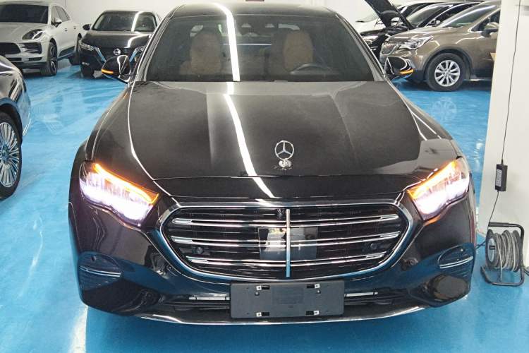 Used Mercedes-Benz E-Class 2024 Refresh E 300 L Stylish Edition Front