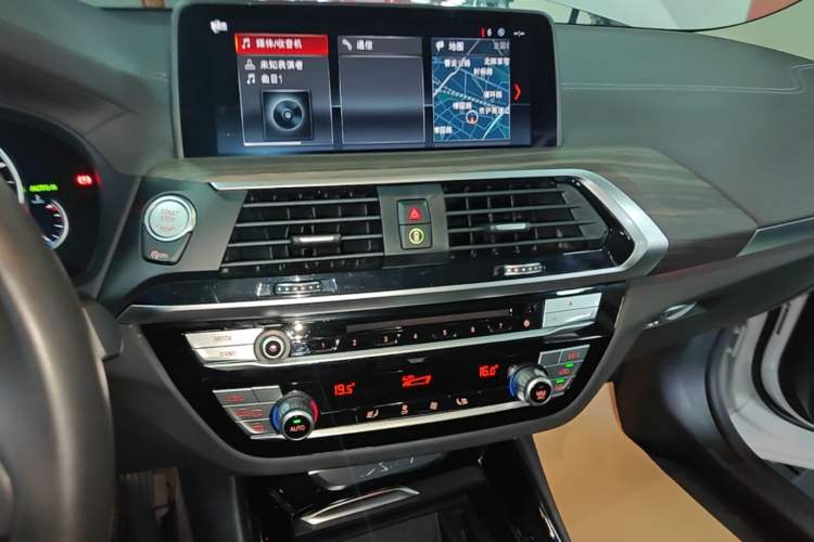 Used BMW X3 2018 xDrive28i Luxury Package China VI Emission Standard
