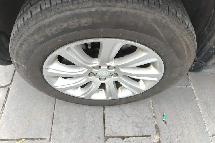 Used Land Rover Discovery Sport 2018 240 PS SE Version