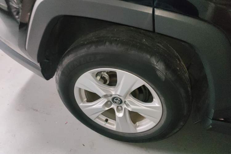 Used Toyota RAV4 2023 2.0L CVT Two-Wheel Drive Urban Edition Exterior 5