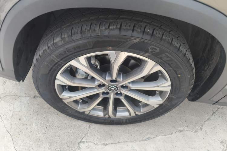 Used CHANGAN CS75 PLUS 2022 2.0T Automatic Pilot Version Left Front Wheel Hub