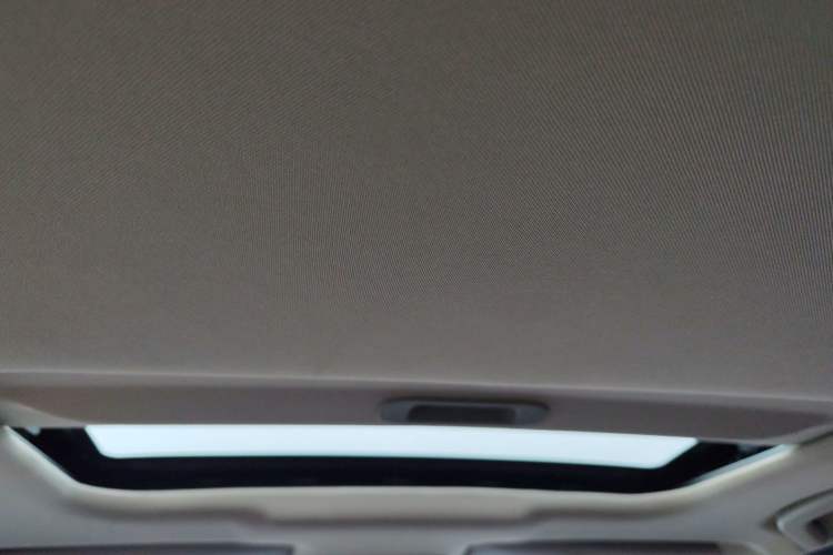 Used Geely Auto Diamond 2016 1.5L Manual Elite Edition
