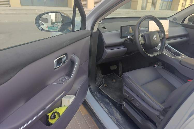 Used Leapmotor C16 2026 All-Electric 630 LiDAR Zhizun Edition 6 Seats
