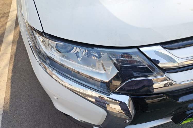 Used Mitsubishi Outlander 2018 2.0L Two-Wheel Drive Glory Edition 5 Seats