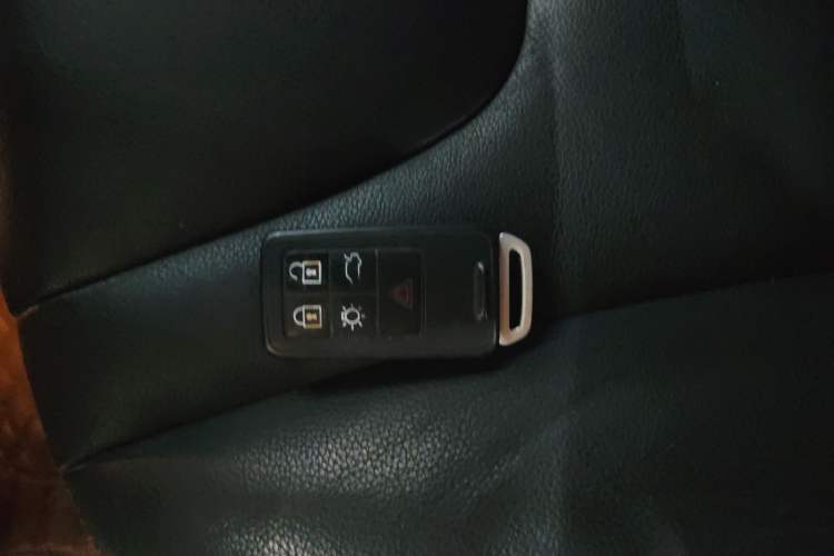 Used Volvo XC60 2017 T5 Smart Upgrade Edition
