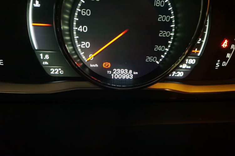 Used Volvo S60 2018 S60L T3 Smart Upgrade Edition Odometer Close Up