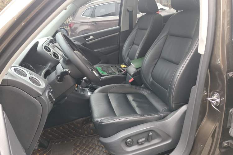 Used Volkswagen Tiguan L 2016 300TSI Automatic Two-Wheel Drive Luxury Edition