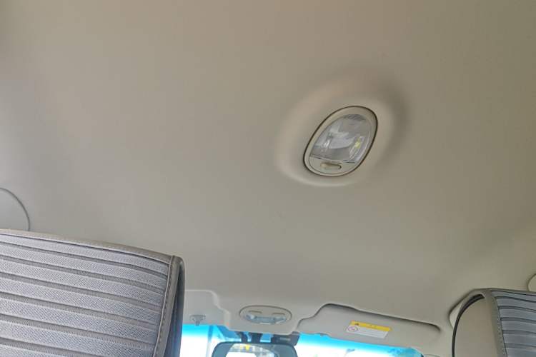 Used Buick Excelle 2015 1.5L Automatic Classic Model Headliner