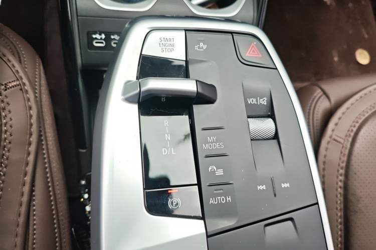 Used BMW X1 2023 xDrive25Li X Design Package