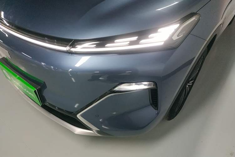 Used Geely Galaxy Xingjian 7 EM-i 2025 120km Flagship Edition