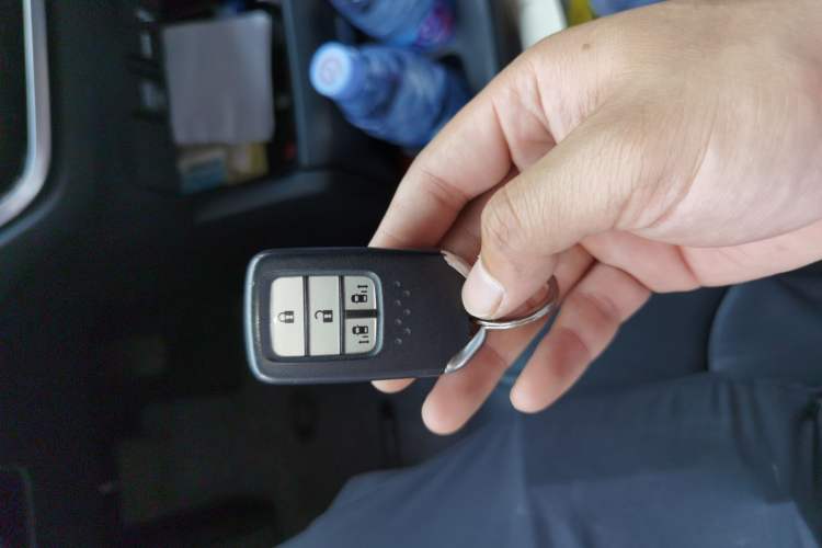 Used Honda Odyssey 2015 Updated Version 2.4L Smart Edition