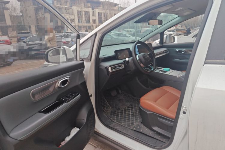 Used AION Y 2023 Plus 610 Enjoy Edition